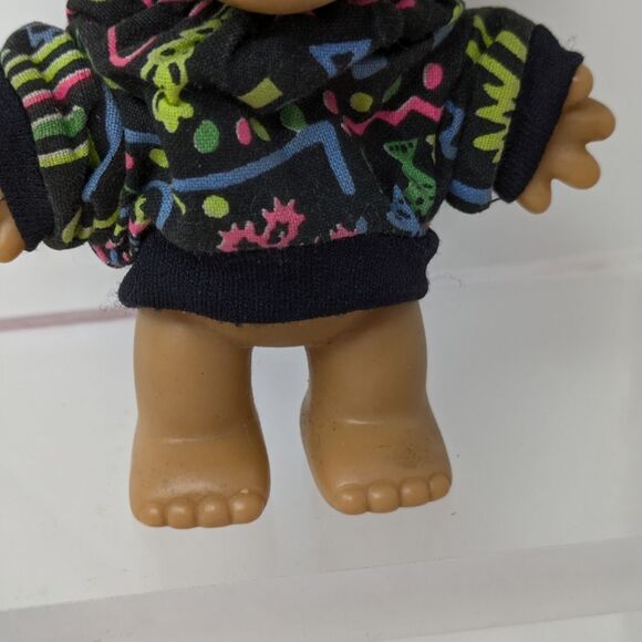 Vintage RUSS Troll Doll with Shirt and Short White Hair - Picture 5 of 15